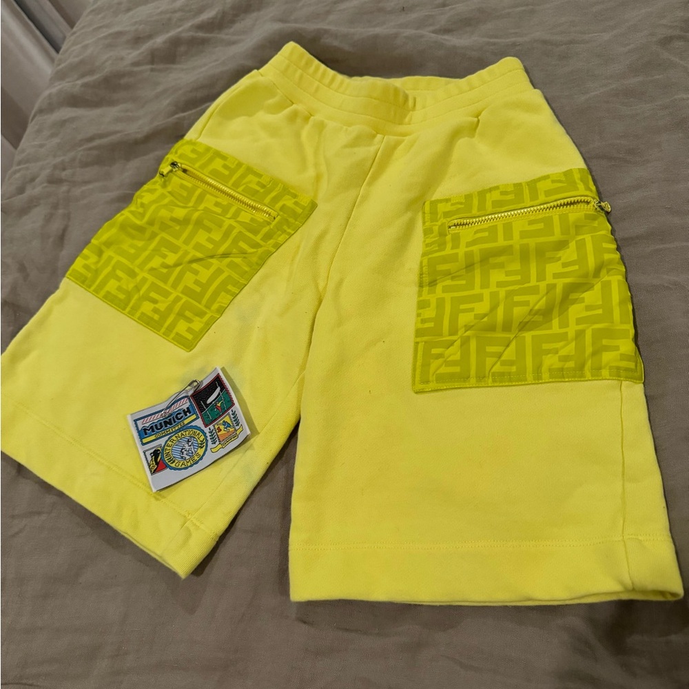 Fendi logo kid’s shorts